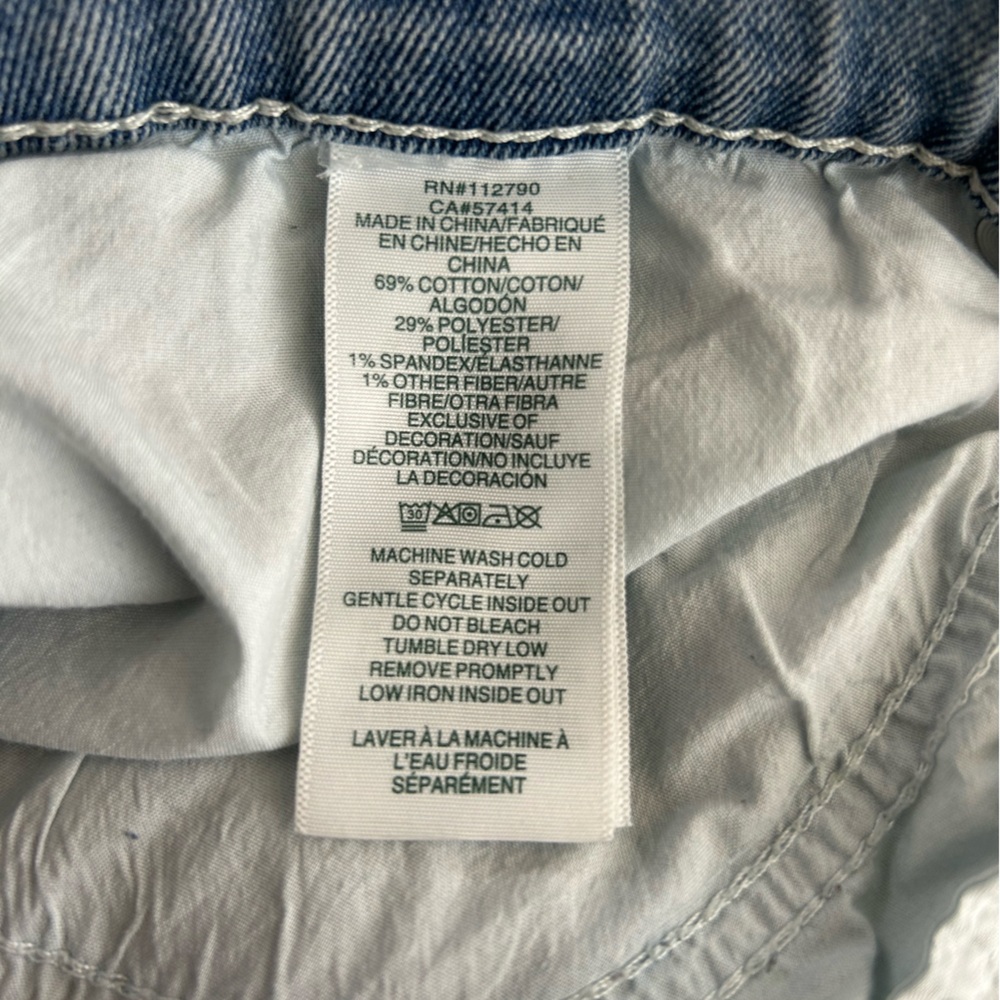 True Religion Light Wash Geno Relaxed Slim Blue Jeans Size 36 - Picture 6 of 7